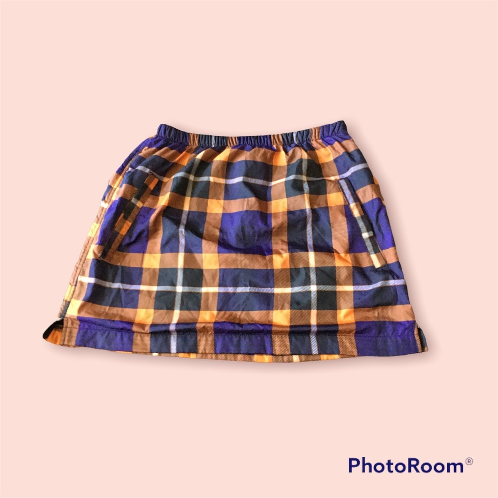 Forever 21 checkered skirts (Women)